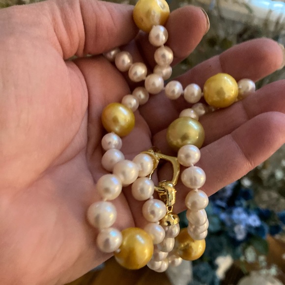 Authentic south sea pearl necklace - Picture 7 of 16